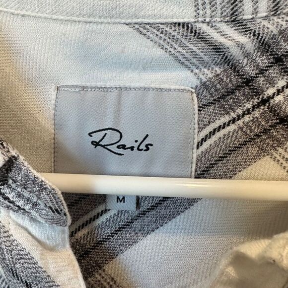 Rails White & Black Plaid Classic Soft Button Front Shirt - Size M - EUC - Picture 3 of 6